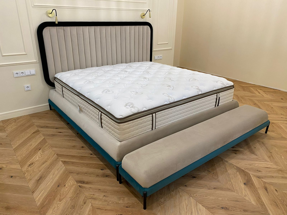 Двуспальная кровать Классика