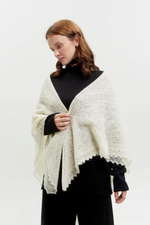 Оренбургский пуховый платок П2-130-02 экрю