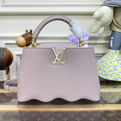 Louis Vuitton Capucines BB