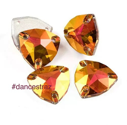 Стразы пришивные, Fat Triangle, Astral Pink, 001AP, 16mm, (18 ea/pkg), 5A+best, (F2)