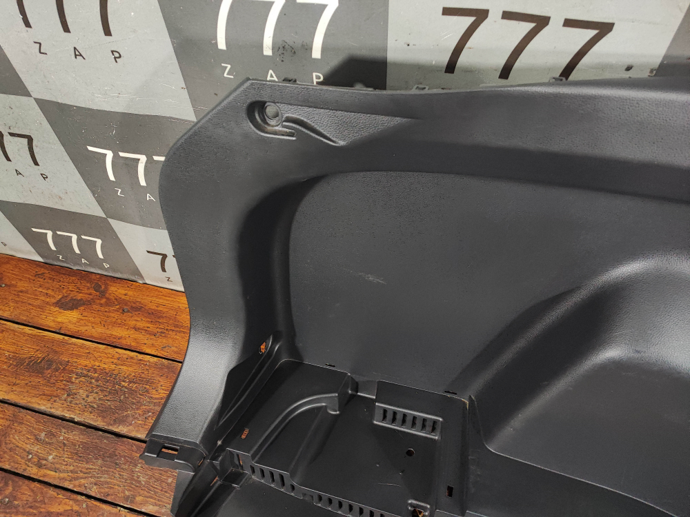 Обшивка багажника левая Toyota RAV4 V (XA50) 18-нв Б/У Оригинал 647400R200C0