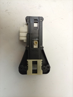 WF602W0BCWQ/LP кт23 Блокировка люка для стиральных машин Samsung DC64-01538A б/у