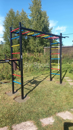 Монтаж уличной шведской стенки Sv Sport Рукоход (4 вертикальных столба)