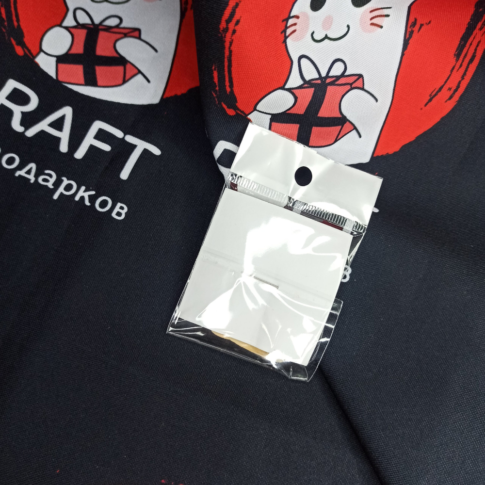 Деревянный пин BTS