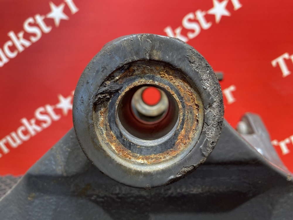 Кронштейн полурессоры передней