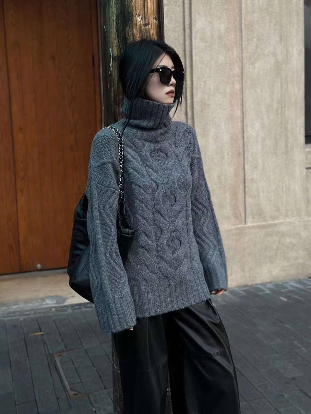 Свитер Brunello Cucinelli