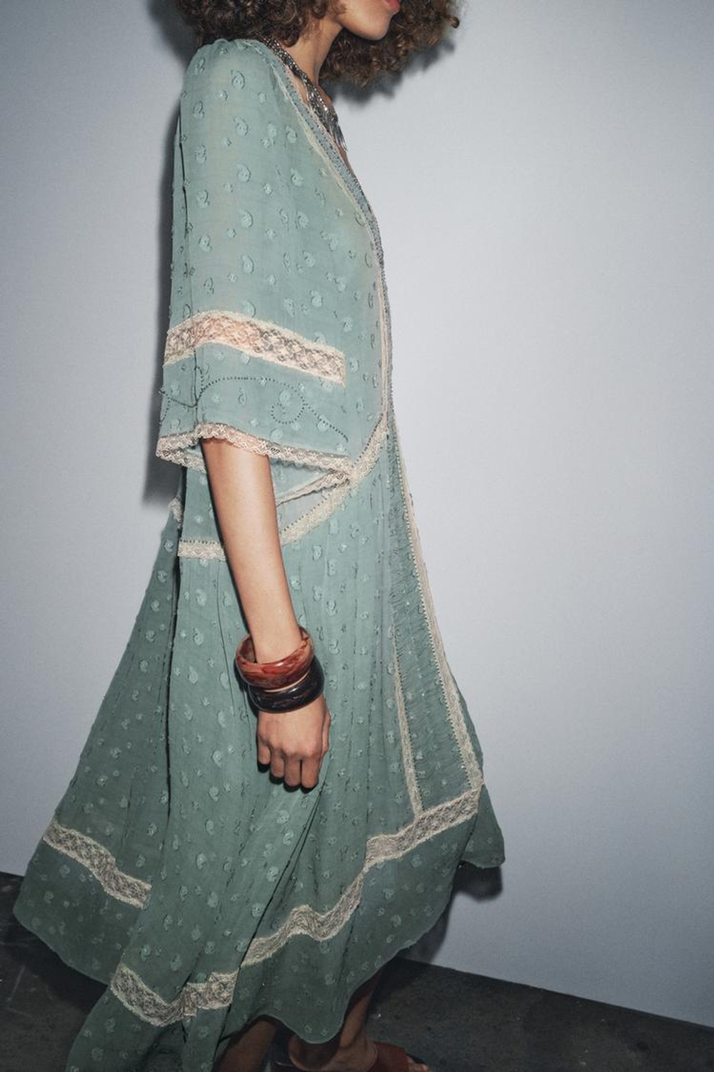 ZARA РОМАНТИЧНОЕ ПЛАТЬЕ МИДИ — ZW COLLECTION, ПУДРОВО-СИНИЙ