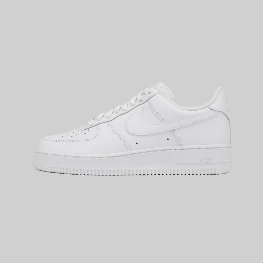 Кроссовки Nike Air Force 1 '07 - купить в магазине Dice с бесплатной доставкой по России