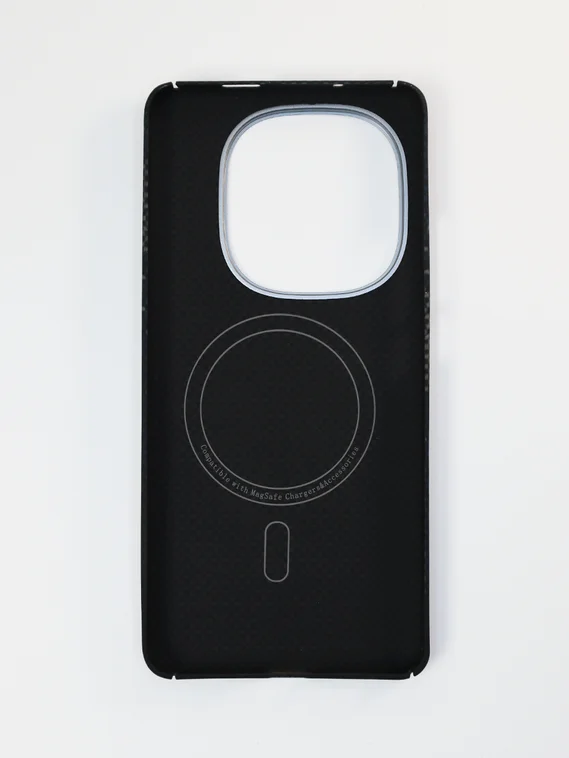 Карбоновый чехол для IQOO 13 с MagSafe Галактика (Galaxy)