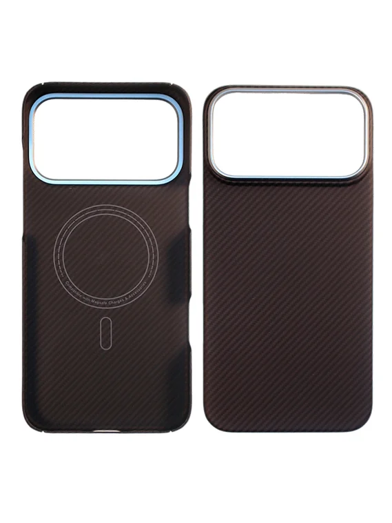 Карбоновый чехол для IPhone 17 Pro MAX with MagSafe черный полоска (Black)