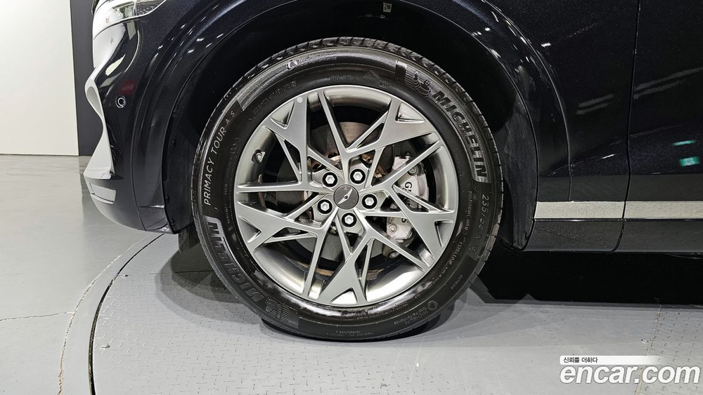 Genesis GV70 2.5T Бензин AWD (05.2022)