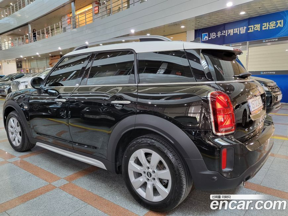 Mini Cooper Countryman Basic (06.2021)