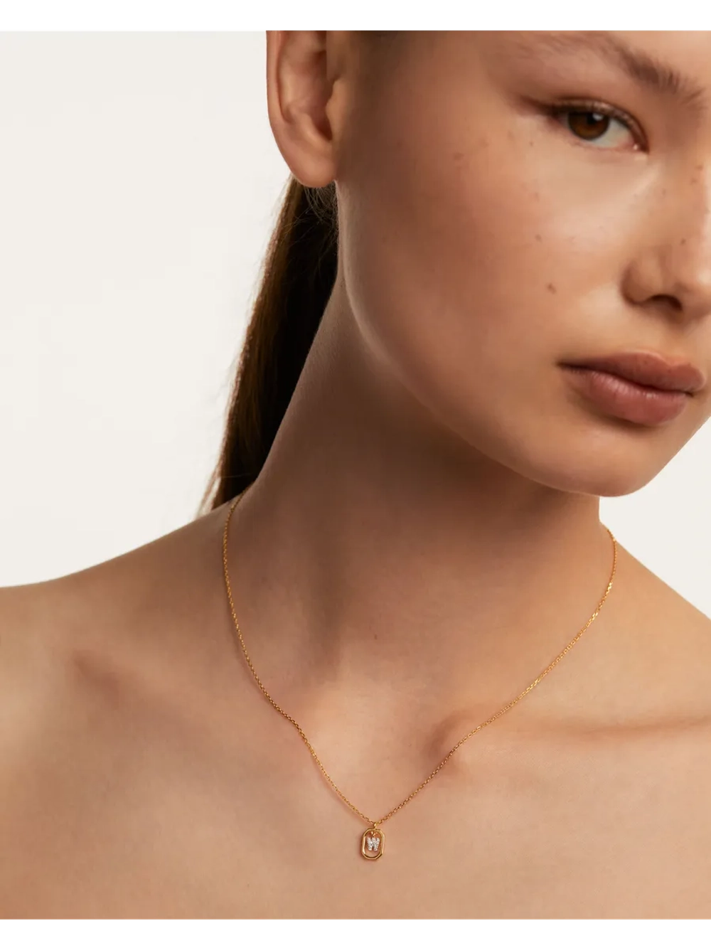 Колье женское PDPaola Мини-Буква W серебро 925 пробы покрытое золотом 750 пробы CO01-534-U