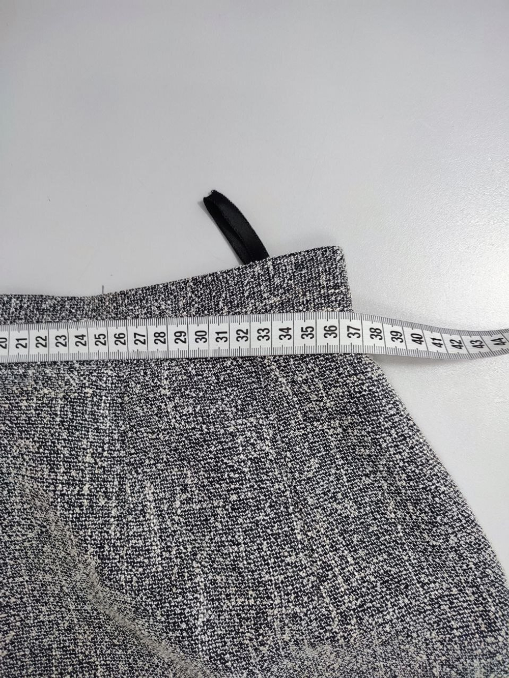 Юбка светло-серая стильная 42 размер