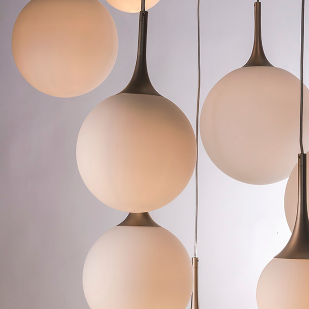 813093 Люстра GLOBO 9х40W E14 шампань/белый