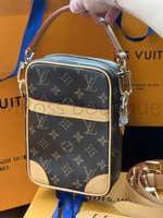 Мужская сумка Louis Vuitton Danube коричневого цвета с узором монограм