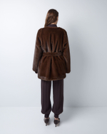 Шуба из искусственного меха норки коричневый