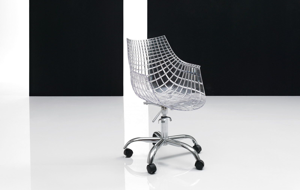 Дизайнерское кресло PC-107