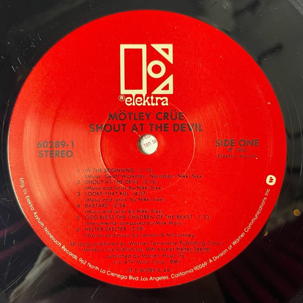 Винтажная виниловая пластинка LP Motley Crue Shout At The Devil (USA 1983) Red Hot