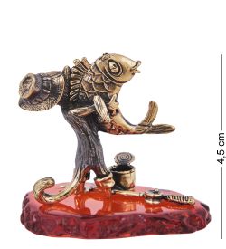 Народные промыслы AM-4215 Фигурка «Кот Рыбак Счастливчик» (латунь, янтарь)