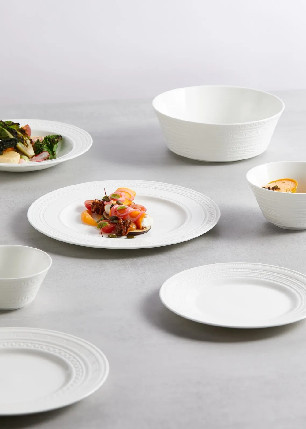 Wedgwood Десертная тарелка Intaglio 15 см EAN 091574130019
