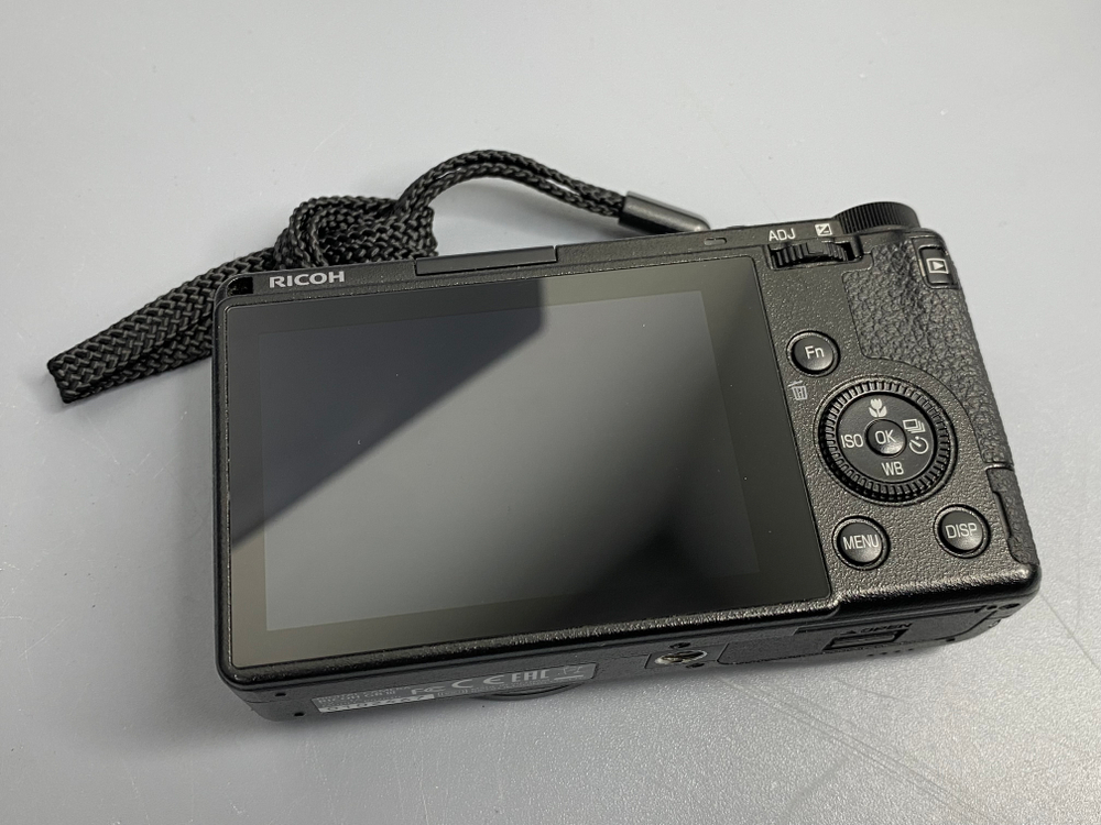 Ricoh GR III
