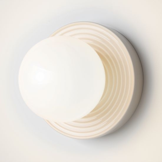 Настенный светильник (бра) Maytoni MOD403WL-01BG