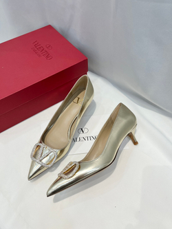 Valentino Vlogo Pump 4 cm