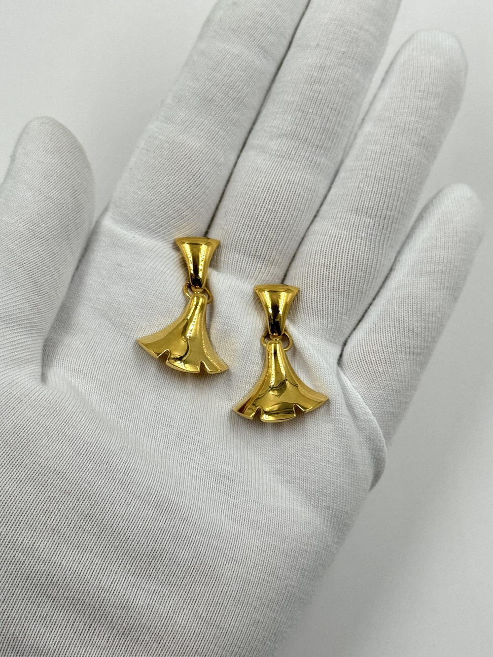 Серьги Givenchy