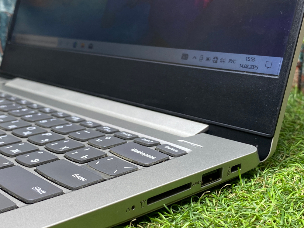 Ноутбук Lenovo 14' AMD A-6/Radeon R4/20GB/240GB/ IdeaPad[330S-14AST]/Windows 10