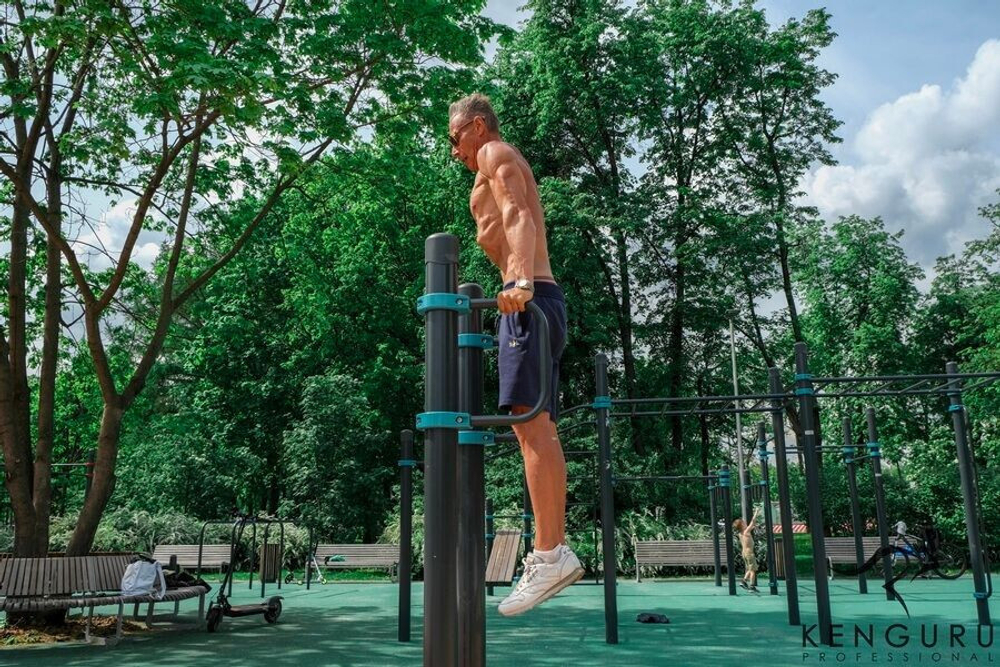Ручки для подтягивания на коляске