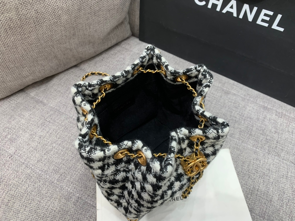 Chanel Bag 20 cm