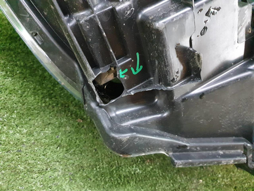 Битая Фара левая Nissan Qashqai J11 (2013-2019) галоген