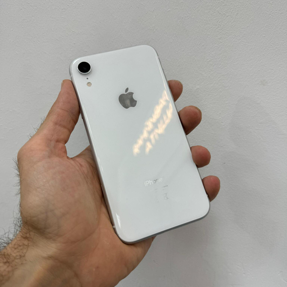 Apple iPhone Xr 64GB АКБ 100% меняли
