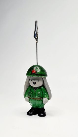 Держатель военный заяц "Наш защитник герой"