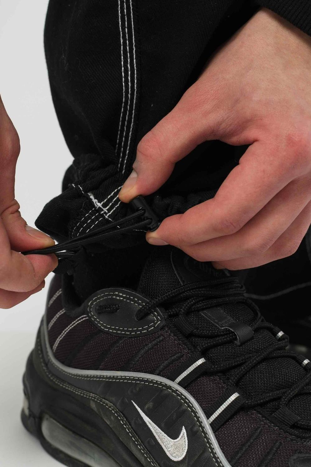 Джинсы Codered Real Baggy Черный/Белые нитки