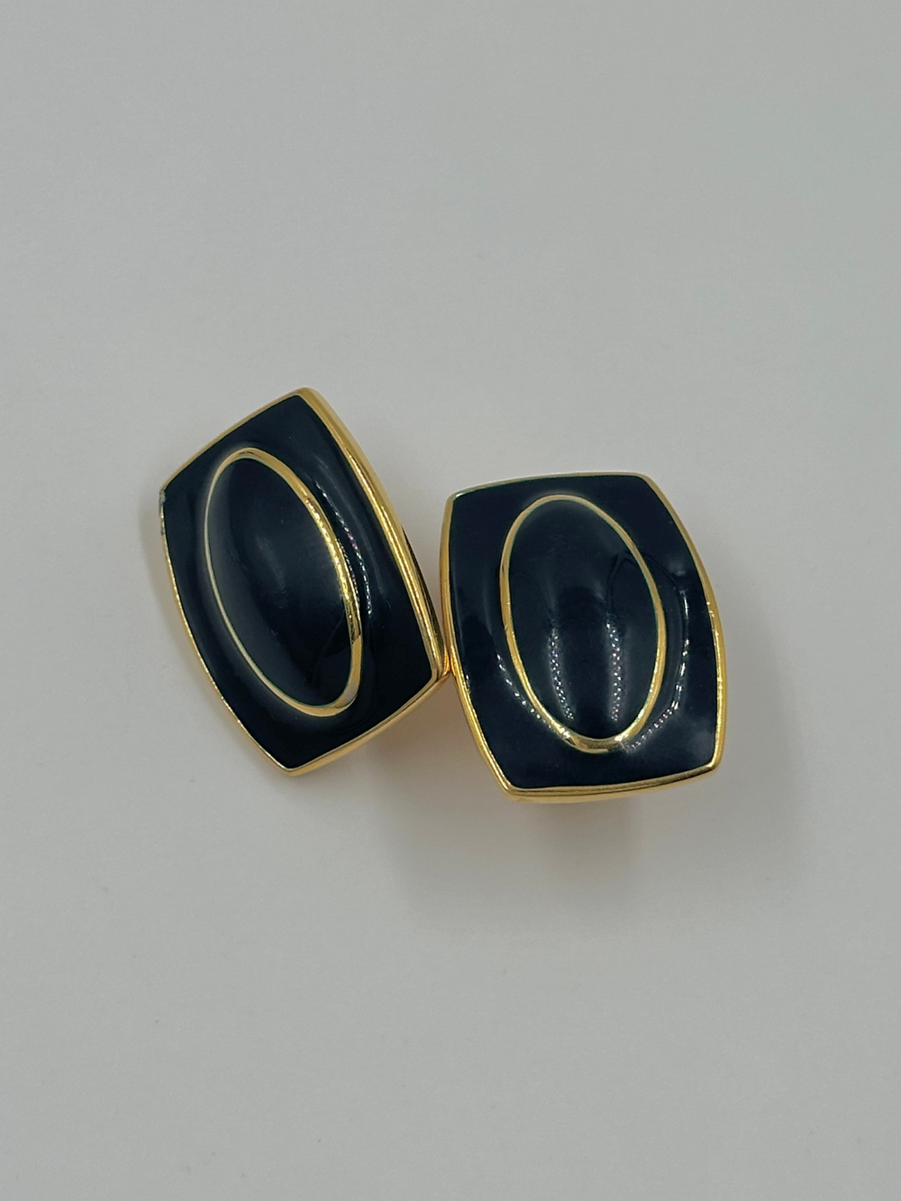 Серьги с тёмно-синей эмалью Monet
