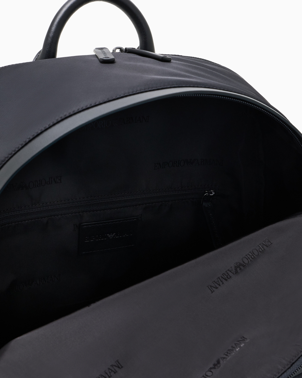 Рюкзак EMPORIO ARMANI