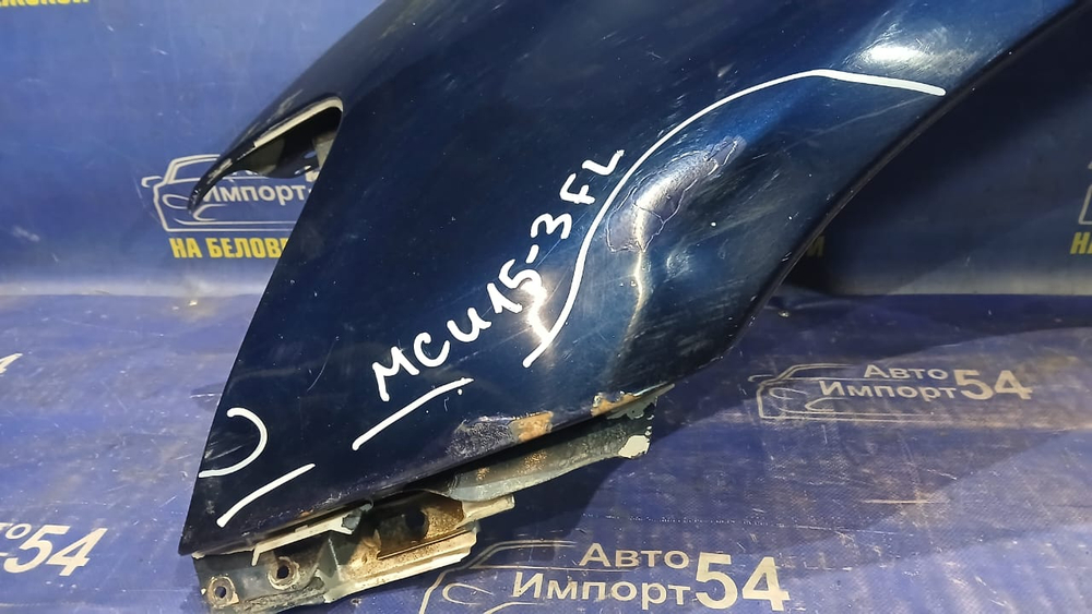 Крыло переднее левое TOYOTA HARRIER 2000