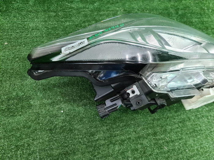 Фара правая Nissan Murano Z52 (2014-2022) LED