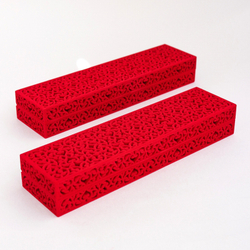 Ажурный футляр для браслета или цепочки