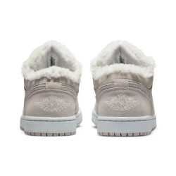Женские кроссовки Air Jordan 1 Low SE 'Sherpa Fleece' DO0750-002