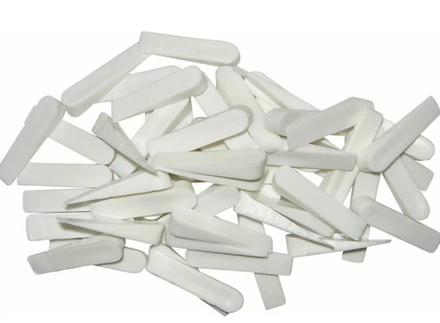 16763 Клинья для плитки 37х7 мм 50шт