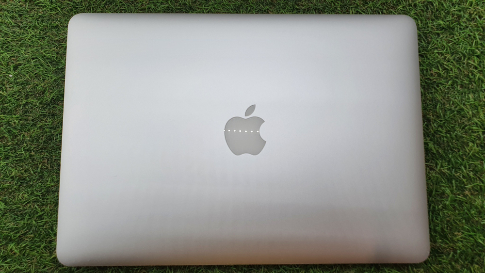 MacBook Air 13 2017  175 циклов покупка/продажа