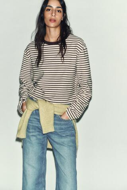 ZARA ФУТБОЛКА В ПОЛОСКУ С ДЛИННЫМИ РУКАВАМИ, В ПОЛОСКУ