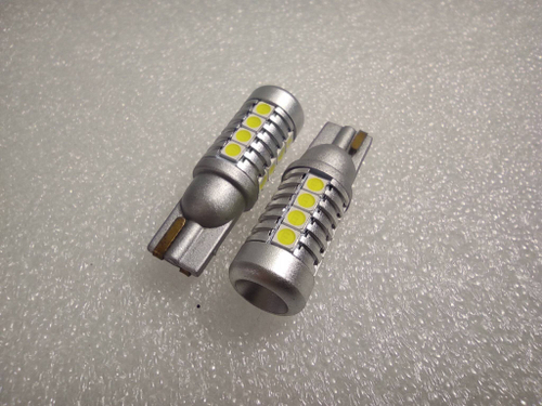 Светодиодная лампа W16W, 17 диодов, белый (за 1 шт.)