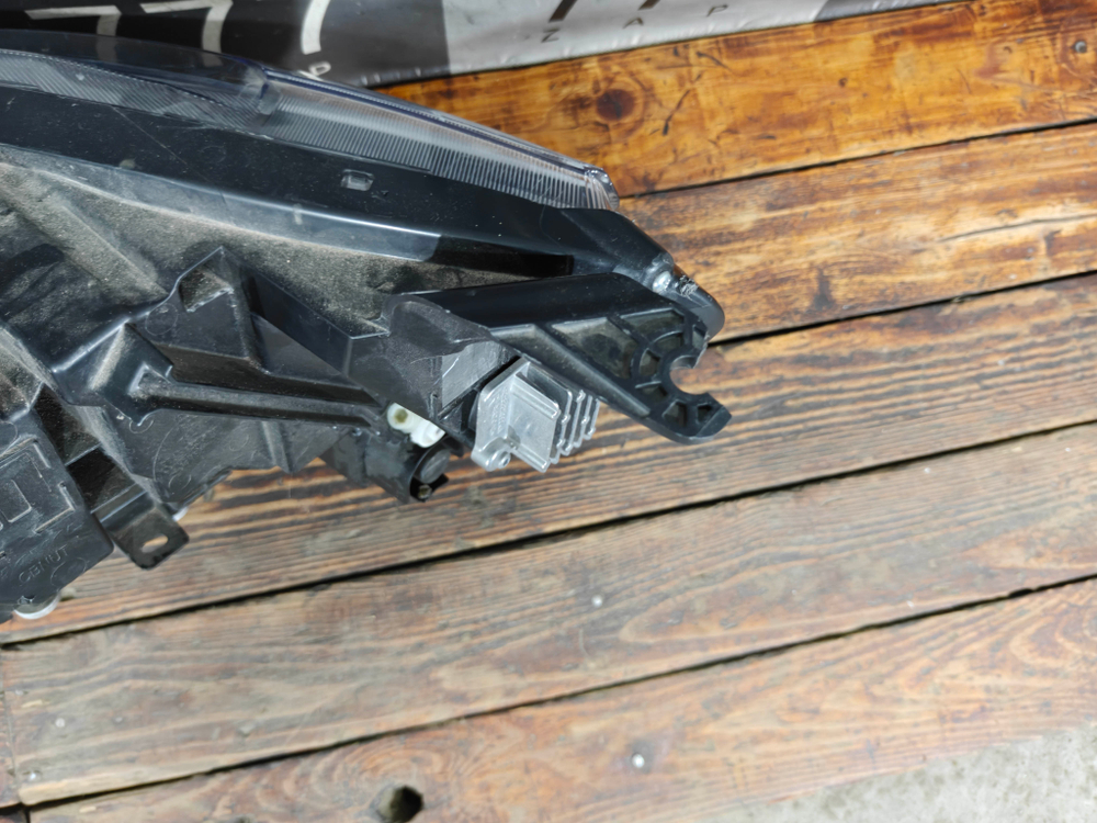 Фара правая LED Haval Jolion 21-нв Б/У Оригинал 4121105XST01A