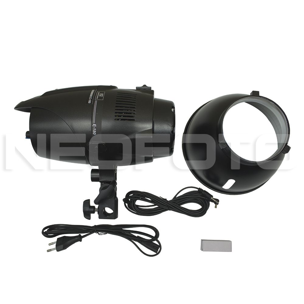 Комплект студийного света FST E-180U Kit