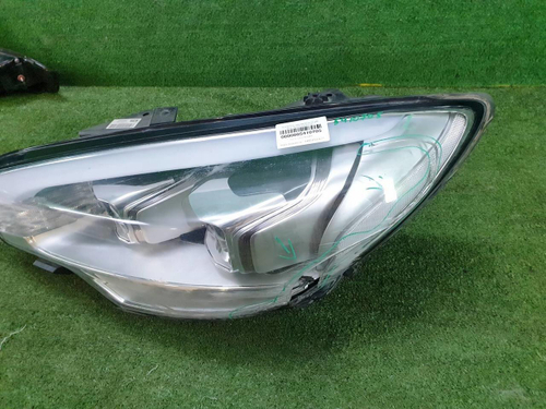 Битая Фара левая KIA Quoris (2012-2014) LED