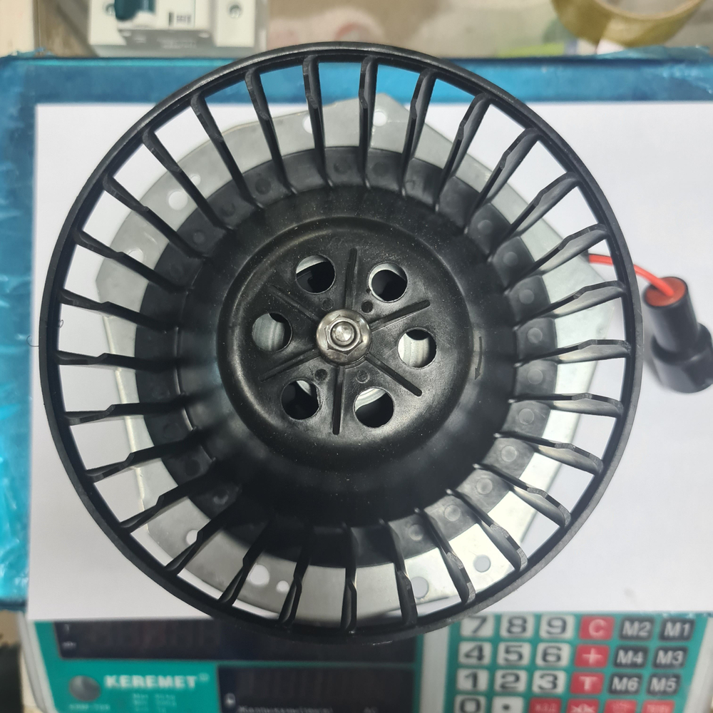 Мотор отопителя салона на Daewoo Nexia 100